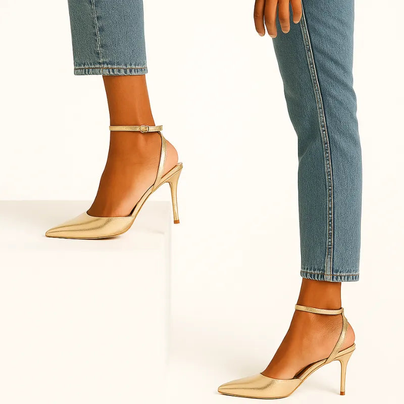 Scarpin Dourado Slingback Bico Fino - Rozze