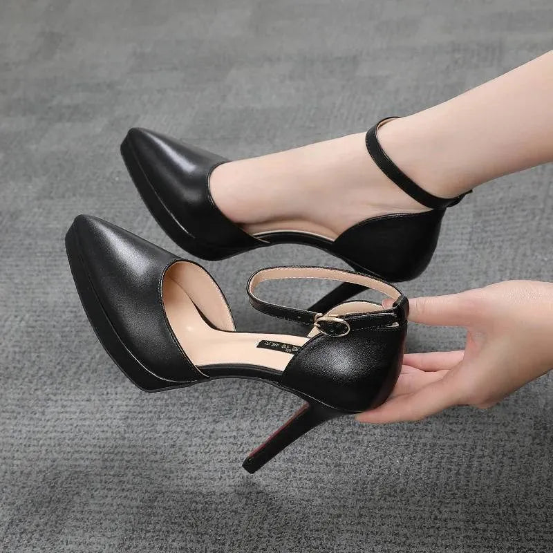 Scarpin de Salto Alto Scarlett