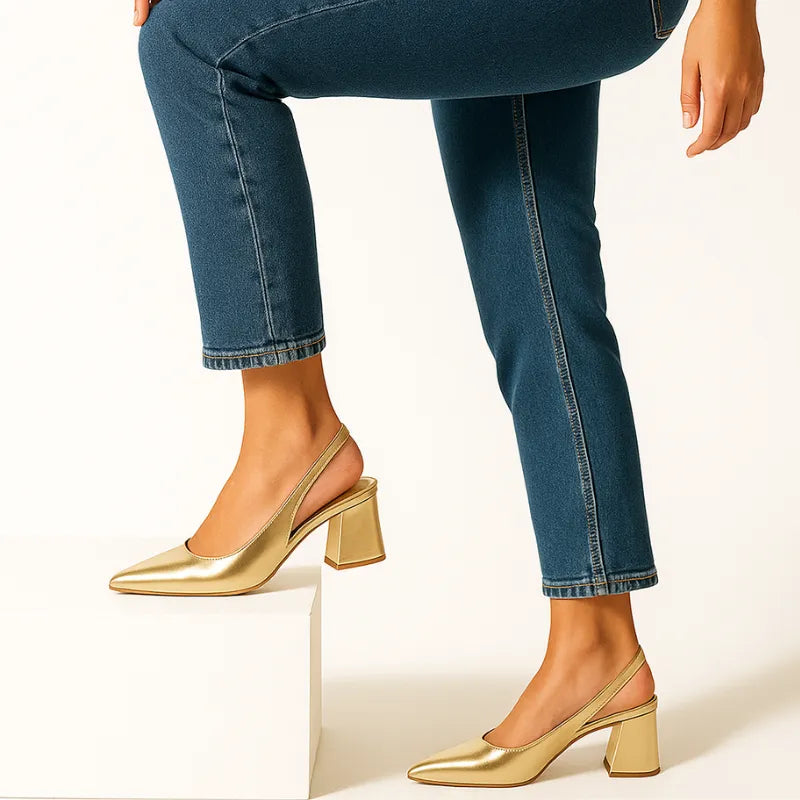 Scarpin Dourado Slingback Salto Bloco - Rozze