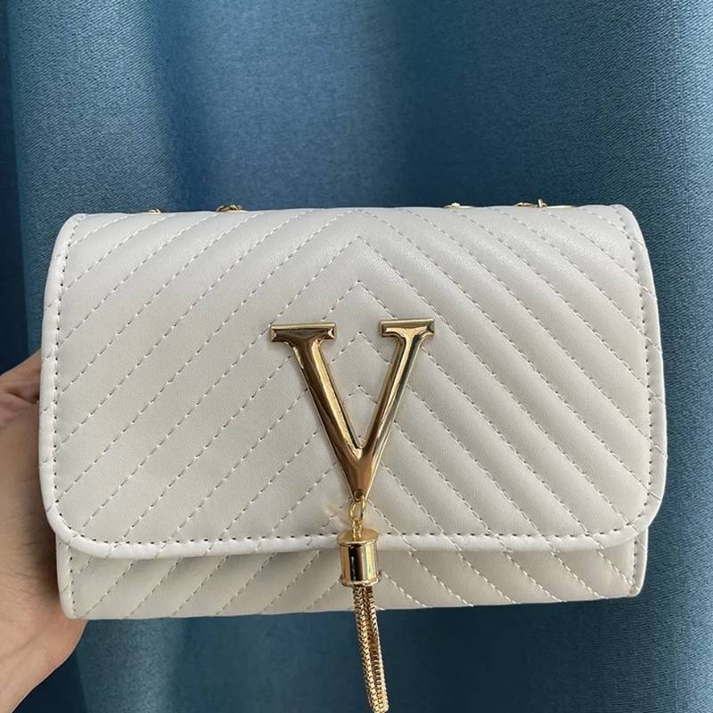 Bolsa Feminina Vogue com Corrente