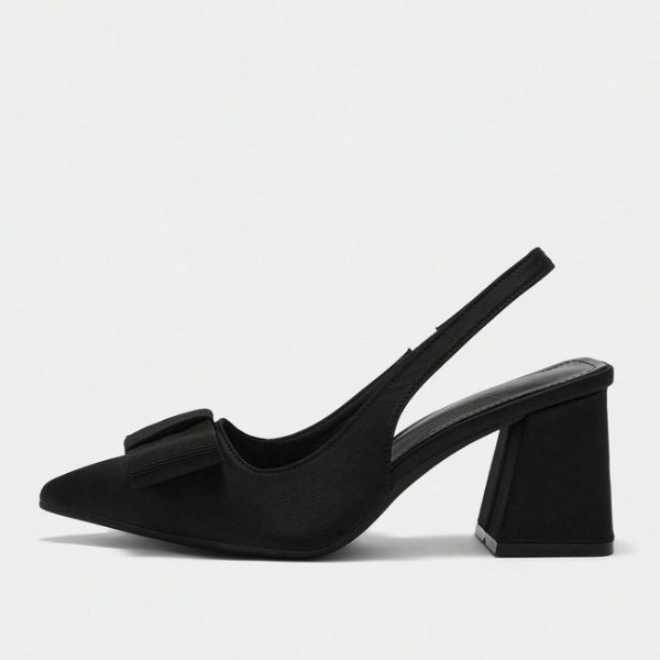 Scarpin Slingback Preto com Laço