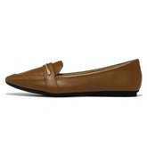 Sapatilha feminina marrom de bico fino Valentina Gold da Rozze. Vista lateral em estúdio, destacando o design elegante, o detalhe metálico dourado e a sola de borracha.