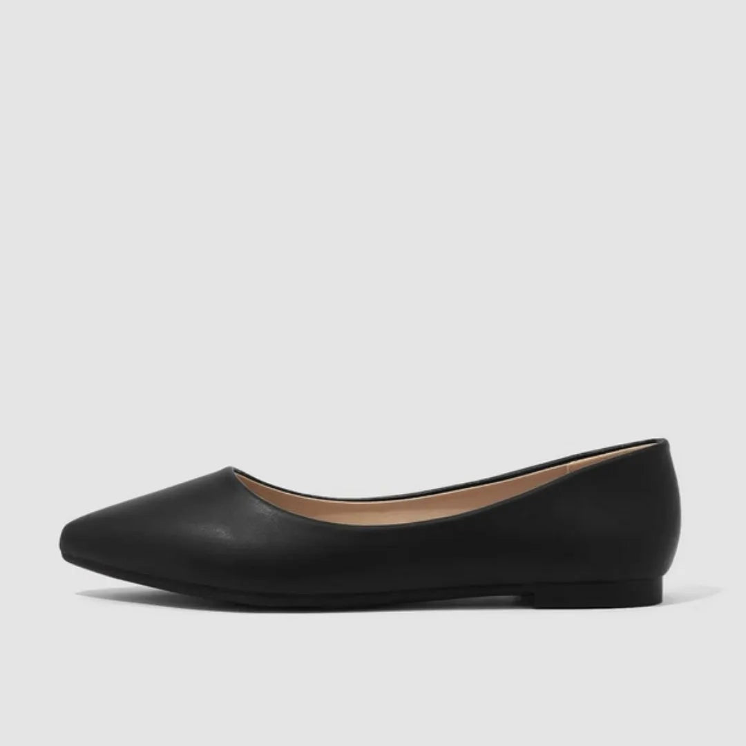 sapatilha-feminina-preta-bico-fino-vista-lateral