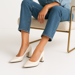 Scarpin Branco Salto Bloco Bico Fino - Rozze