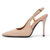 Scarpin feminino damasco de verniz, vista lateral. A foto em estúdio destaca o salto agulha de 9 cm, o bico fino e a alça slingback com fivela ajustável.