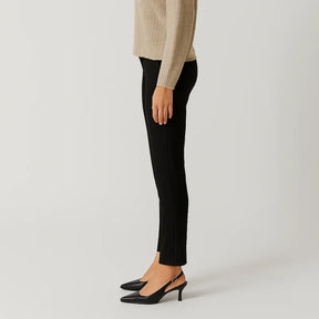 Scarpin Preto Slingback Bico Fino - Rozze