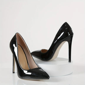 scarpin-verniz-preto-salto-alto-10-cm-vista-frontal-1