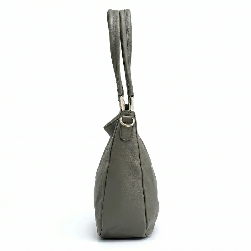 Bolsa hobo couro genuíno cinza retrô aberta por cima, com forro, espaço interno e fechamento visíveis, sobre fundo claro
