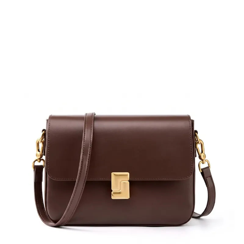 Bolsa transversal de couro Prestige Rozze em vista frontal, destacando formato, alça e acabamento do couro.