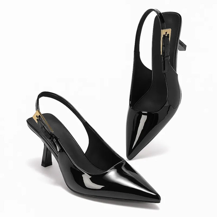 Scarpin preto slingback salto médio com o par em composição, mostrando diferentes ângulos e acabamento, sobre fundo claro